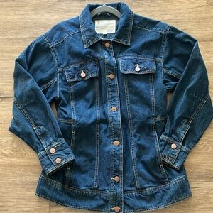 PILCRO ANTHROPOLOGIE Women’s Dark Wash Denim Button Down Jean Jacket. Medium.